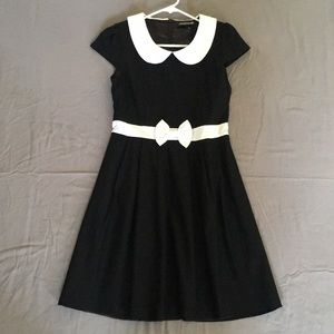 Sourpuss dress Wednesday Addams NWT